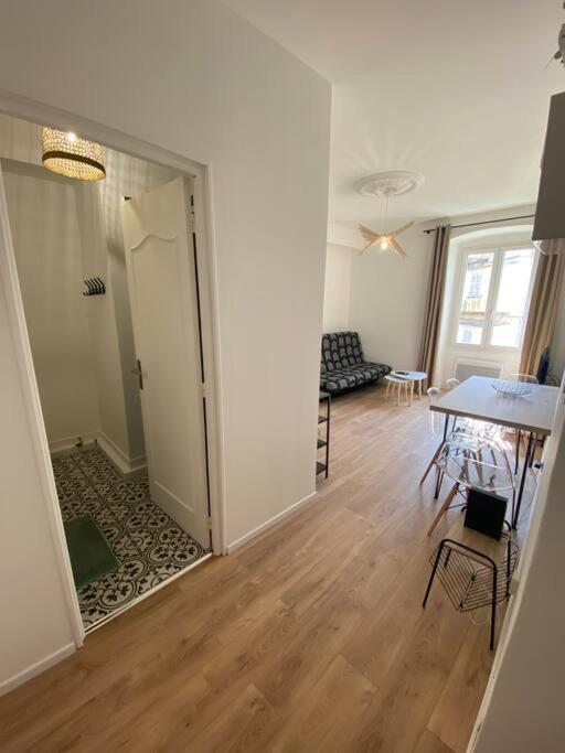 Corte Magnifique T2 45M2 Neuf 5 Personnes Place St Marcel Hyper Centre Wifi Lave Linge Tv Exterior foto